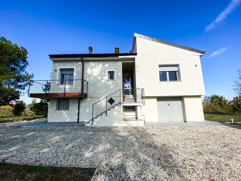 TerragenteRealEstate_Mombaruzzo_House_for_sale